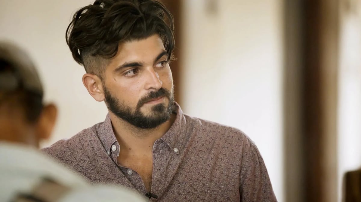 A frame from El Father Plays Himself